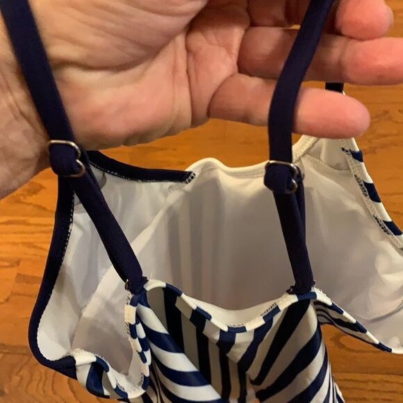 Size large navy & white stripe swimsuit - Picture 4 of 4